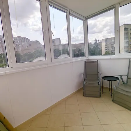 On Pedahohichna 17 Apartment *